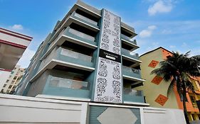 Townhouse Oak Sapphire Star Chappan Market